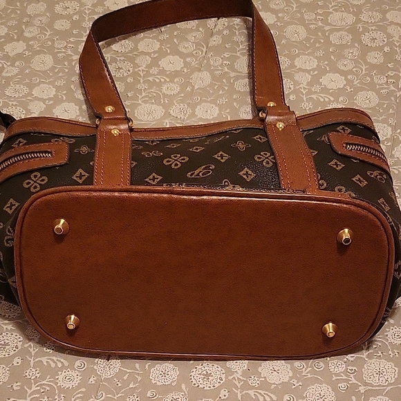 Brown and Caramel Designer Shoulder Bag - Picture 8 of 14